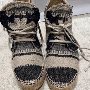 CHANEL Black and Cream Woven Espadrilles